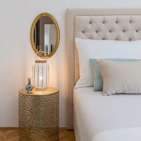 Apartment Beachfront Trogir