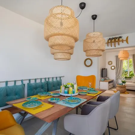 Beachfront Apartamento *