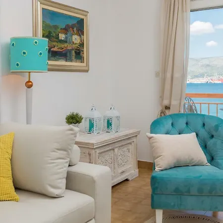 Beachfront Apartamento Trogir